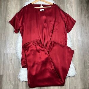 Lunya washable silk tee pant pajama set